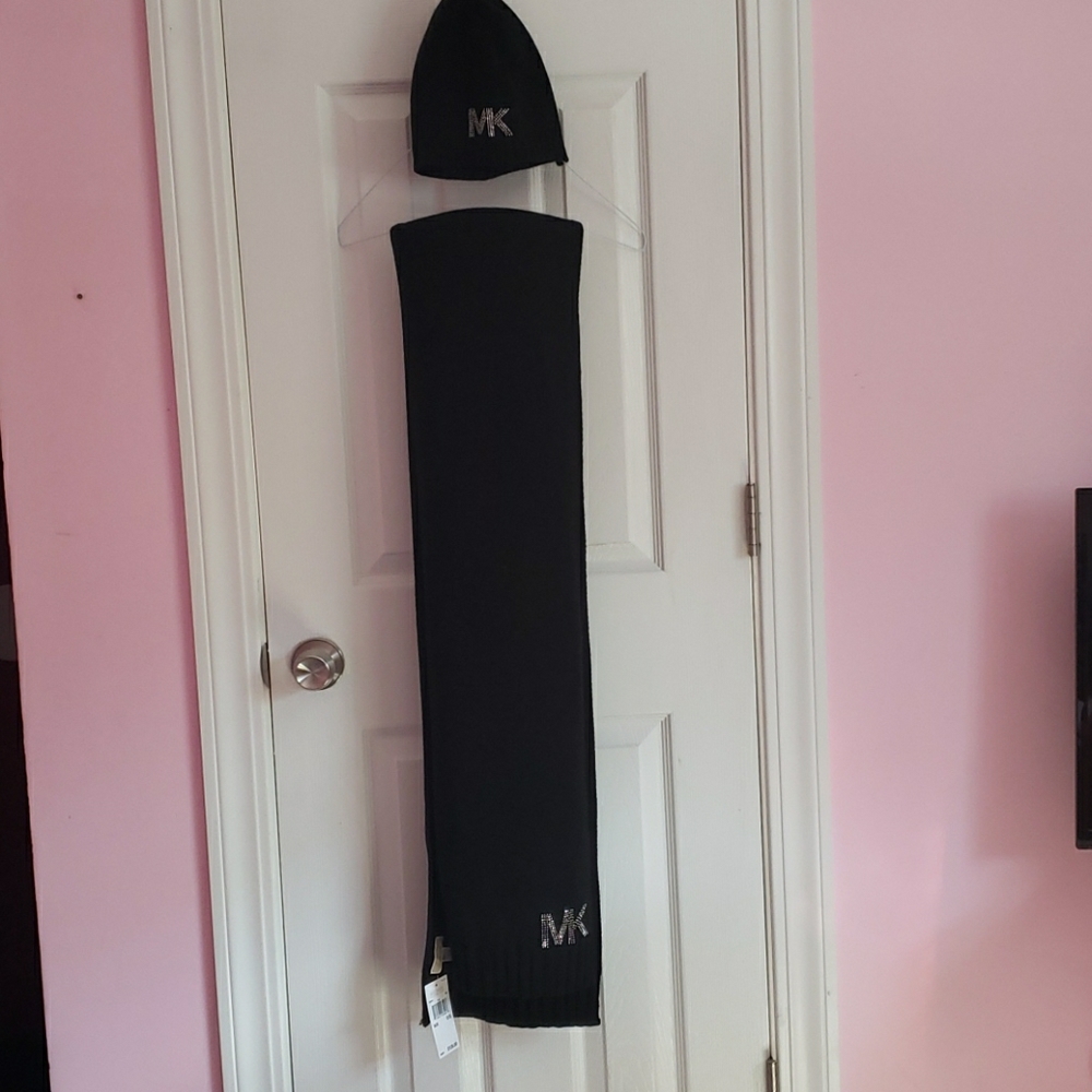 Michael Kors Hat and scarf